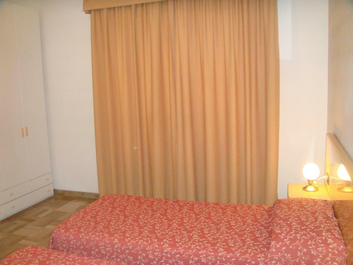 Residence Executive Ancône Extérieur photo