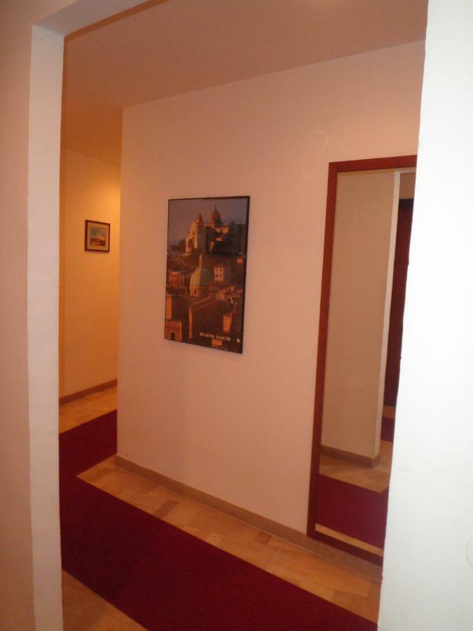 Residence Executive Ancône Extérieur photo