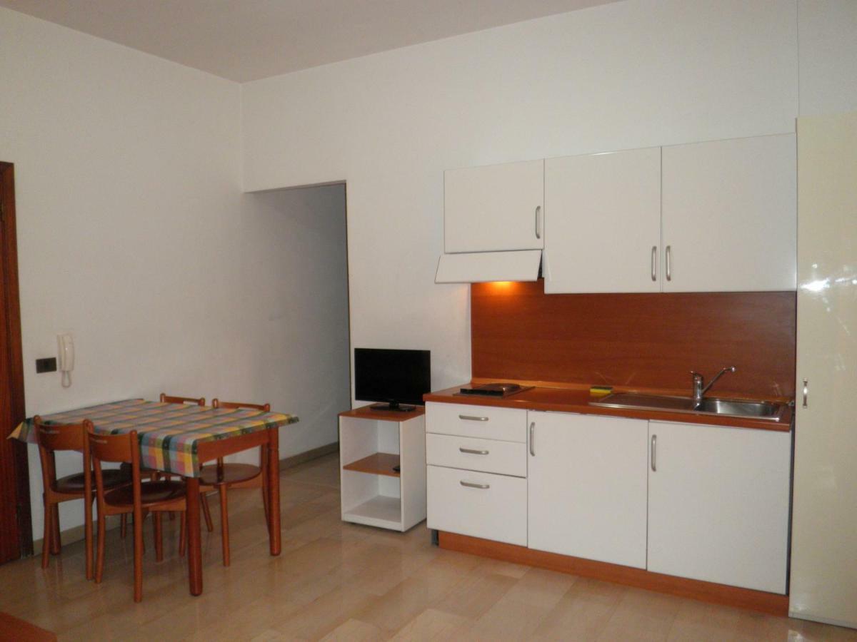 Residence Executive Ancône Chambre photo